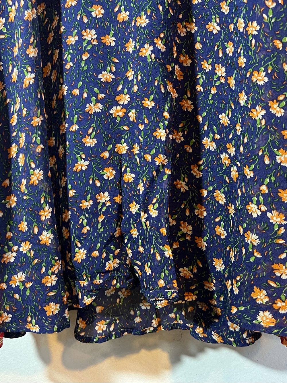 Anthropologie Meadow Rue
Prairie floral Midi skirt size 8 - Picture 8 of 9